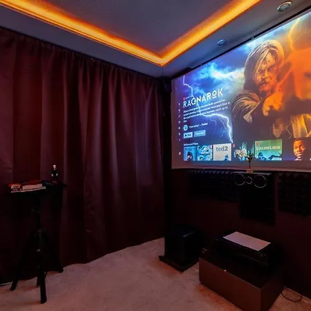 2Bed Garden House W/Hot Tub, Sauna & Cinema Room London Exterior photo