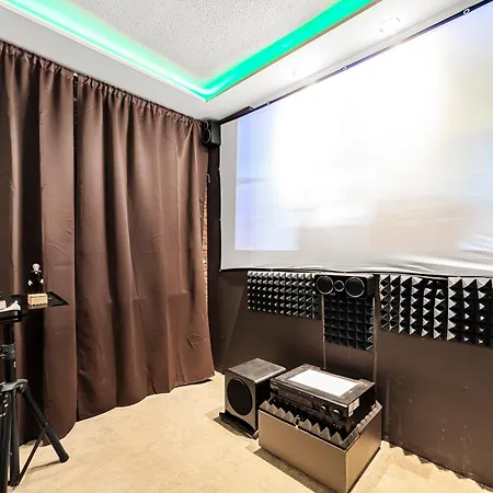 2Bed Garden House W/Hot Tub, Sauna & Cinema Room London Exterior photo